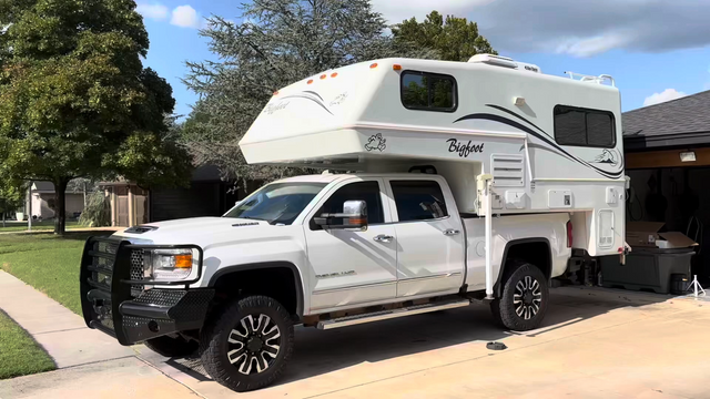 Boondocking Upgrade: Replacing a Loud Legacy AC with the Efficient OutEquip Pro 12V System in a 2005 Bigfoot 9.4