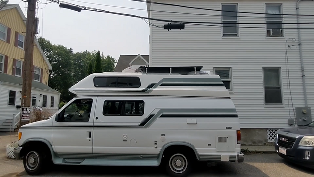Off-Grid Comfort: Retrofitting the 1992 Coachman E250 with a 12V High-Efficiency AC