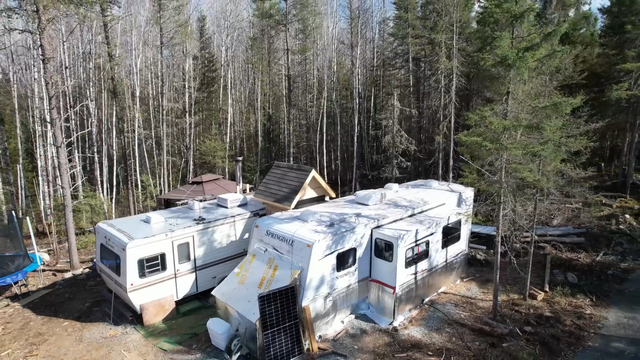 A Canadian Off-Grid Storage Trailer Gets a 12V AC Upgrade Without Upsizing the Inverter