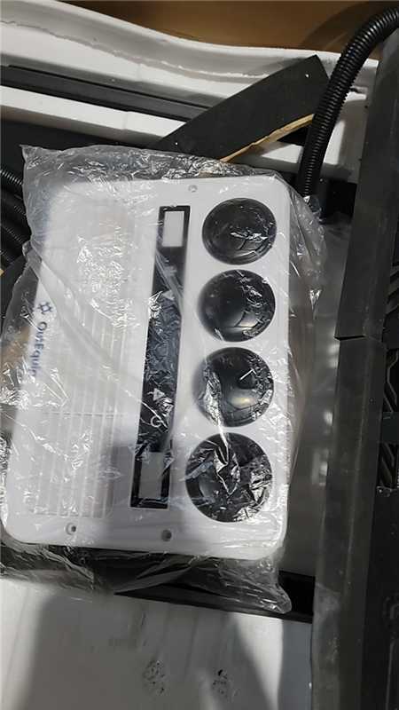 [Open Box -Grade A] 12V 10,000 BTU White RV Rooftop AC Cooling Only