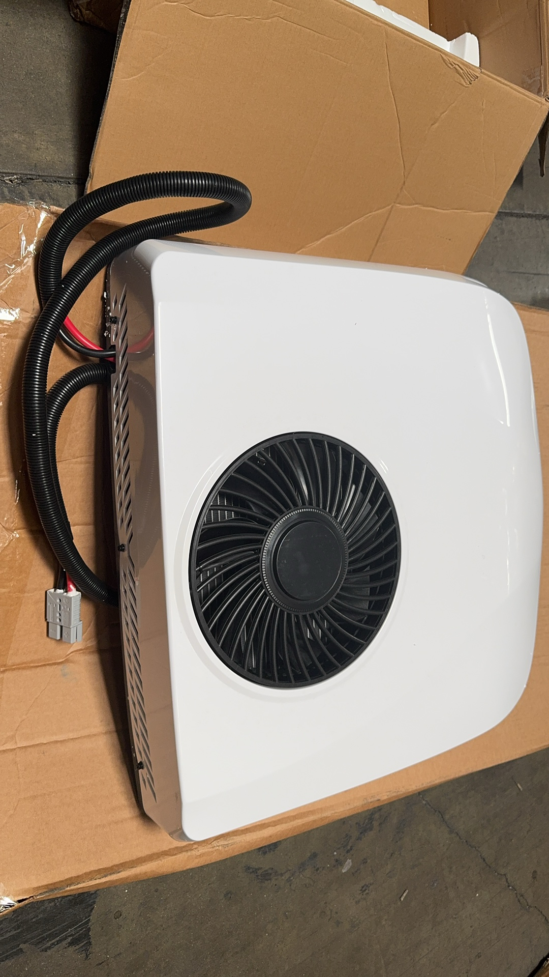 12V 10000 BTU Top Mounted Heating and Cooling Parking Air Conditioner(Return)
