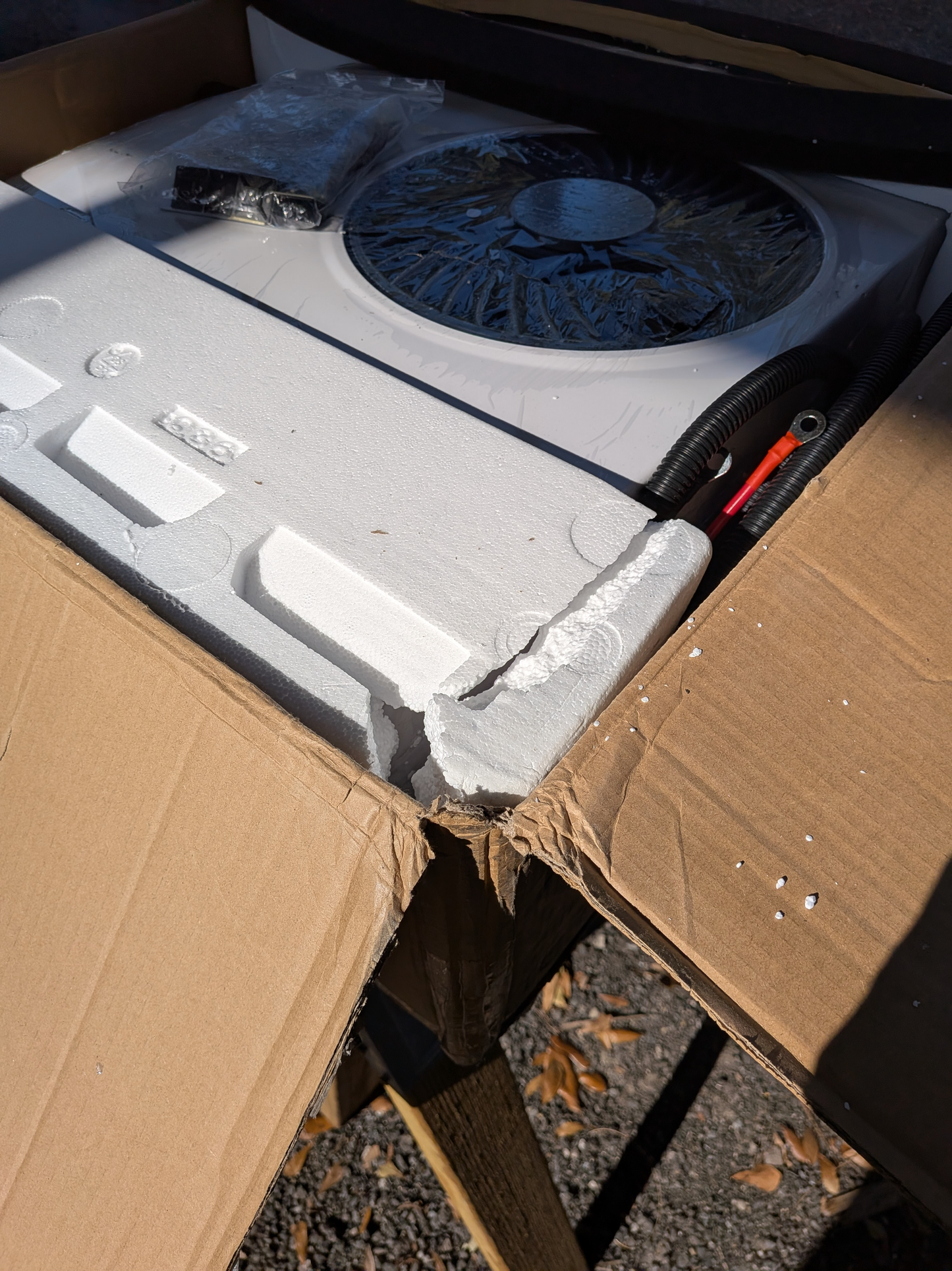 [Open Box -Grade B]12V 10,000 BTU White RV Rooftop AC with Heater