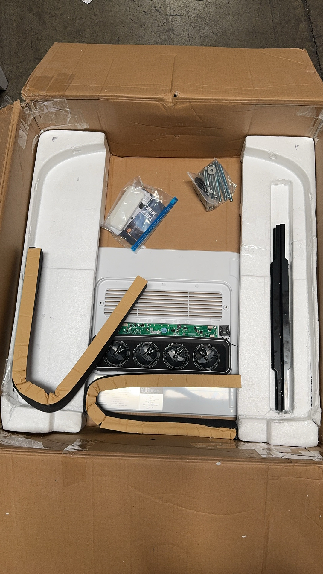 12V 10000 BTU Top Mounted Heating and Cooling Parking Air Conditioner(Return)